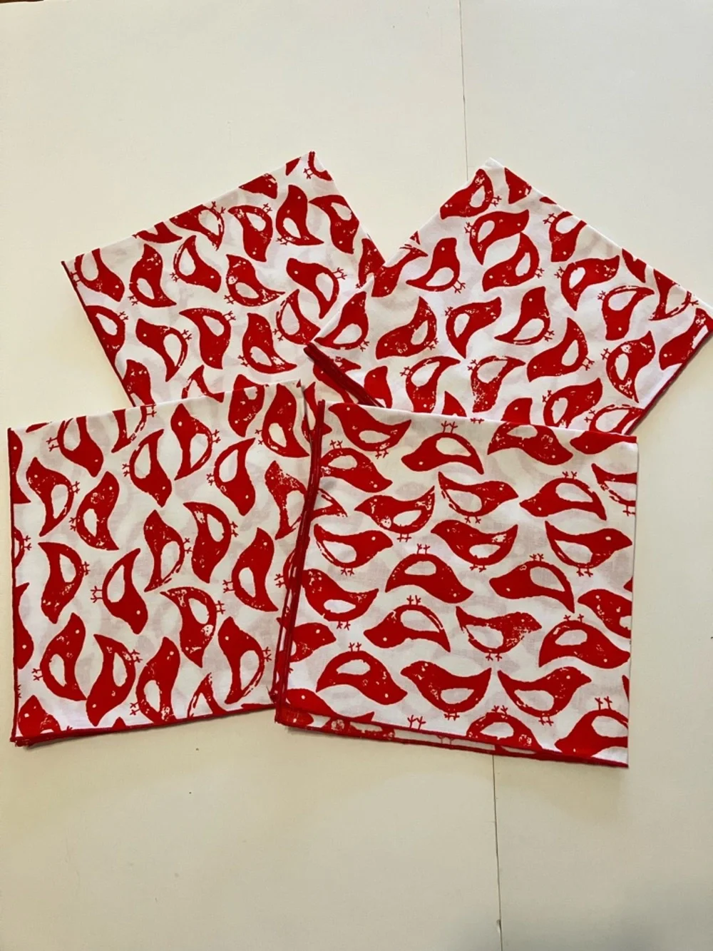 Dinner Cloth Napkins With Red Birds